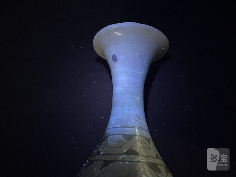 明 刻花山西玉壶春白底刻 - 图12